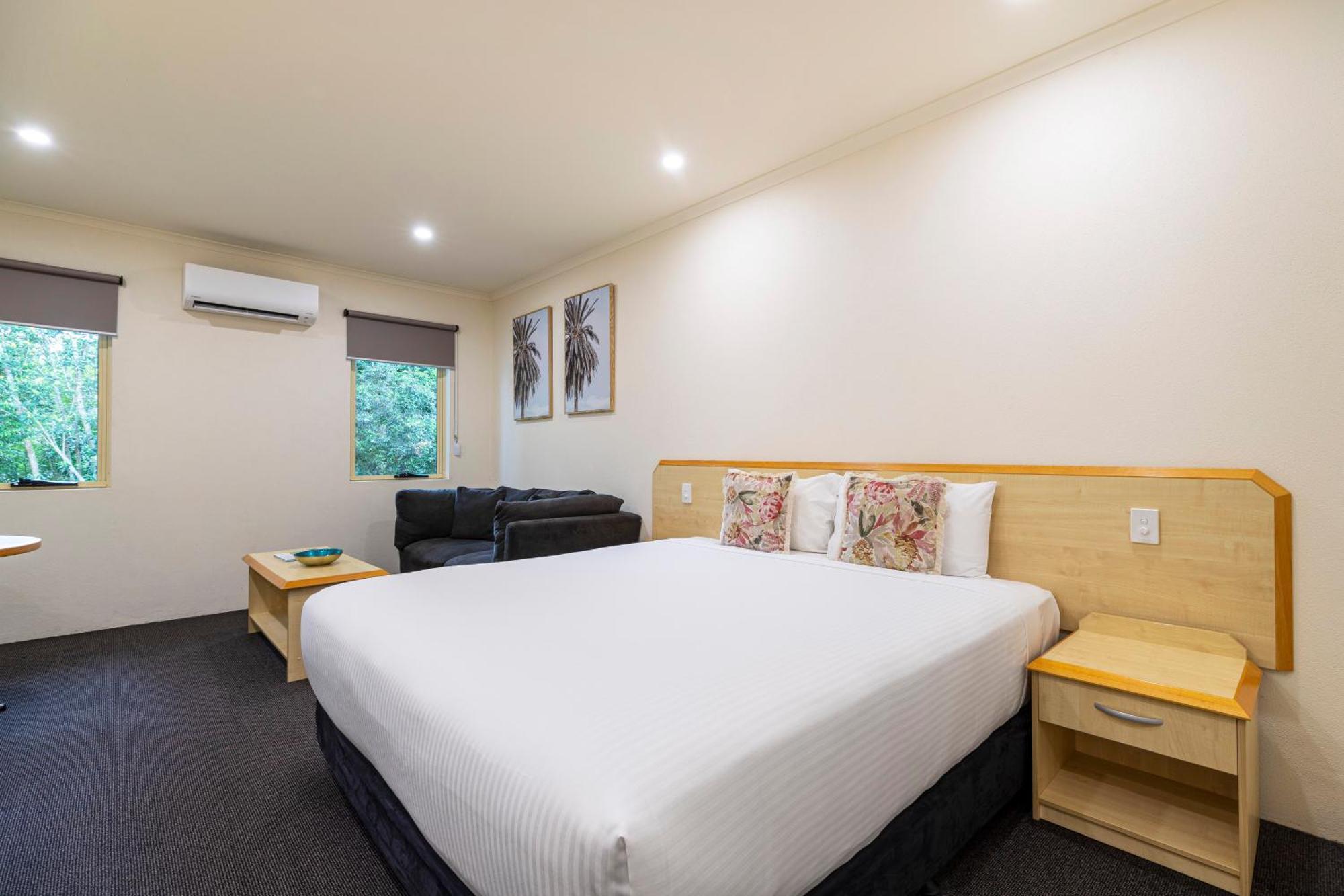 Red Bridge Motor Inn Woombye Экстерьер фото